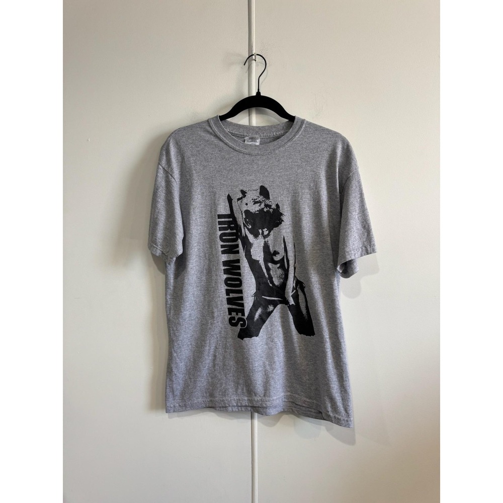 Iron Wolves Shirt Mens Medium Gray Gildan Hardcore Band Graphic Tee T-Shirt